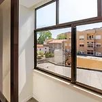 Spacious & Stylish Flat With Garage By Hostwise *