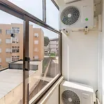 Apartment Spacious & Stylish Flat With Garage By Hostwise *