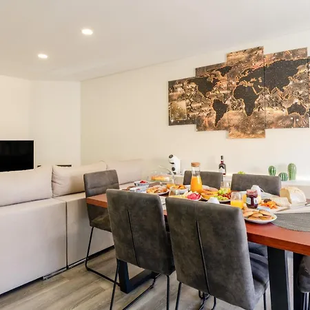 Spacious & Stylish Flat With Garage By Hostwise Apartment Ermesinde