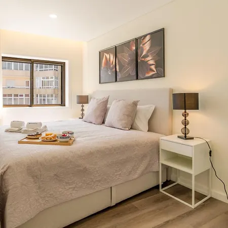 Hostwise - Spacious & Stylish Flat With Garage Ermesinde